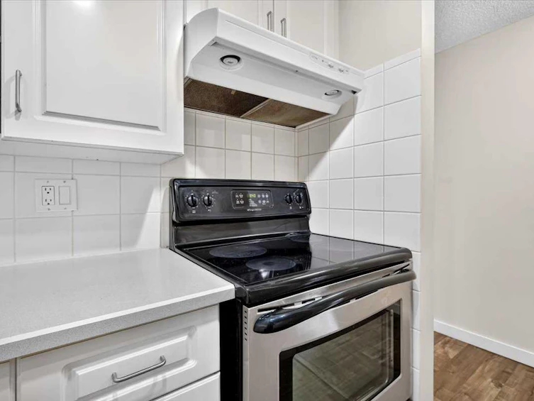 214-723 57 Avenue SW, Calgary, AB, T2V 4Z3 - 24