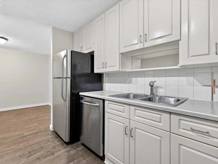 214-723 57 Avenue SW, Calgary, AB, T2V 4Z3 - 26