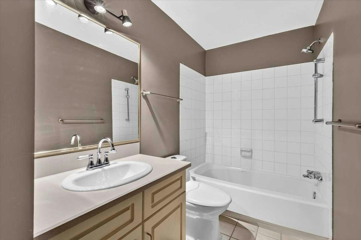 214-723 57 Avenue SW, Calgary, AB, T2V 4Z3 - 32