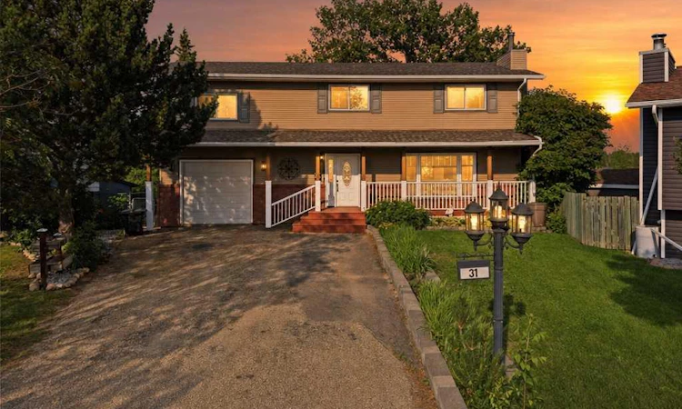 31 Willow Crescent