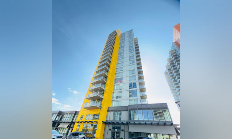 1509-3820 Brentwood Road NW