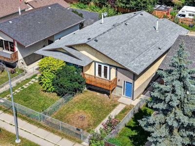 218 Bermuda Drive NW - 2