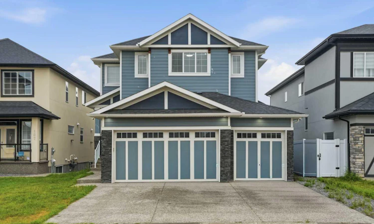 111 Kinniburgh Place