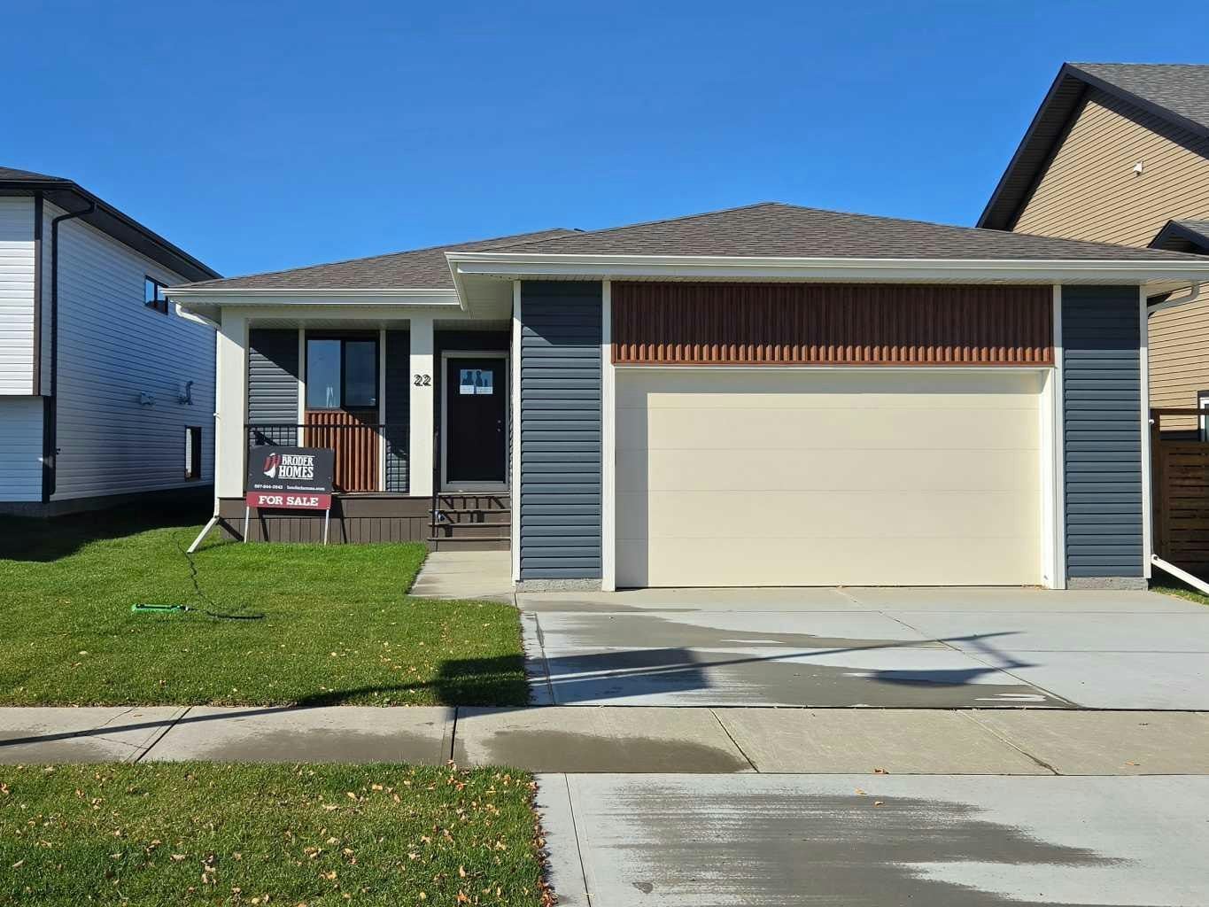 22 Tagish Avenue, Red Deer, AB, T4P 0Y7