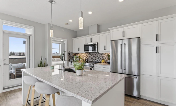 1402-80 Greenbriar Place NW