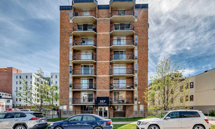 304-317 14 Avenue SW