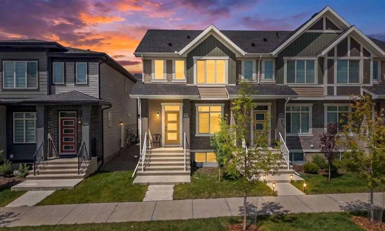 242 Carrington Gate NW