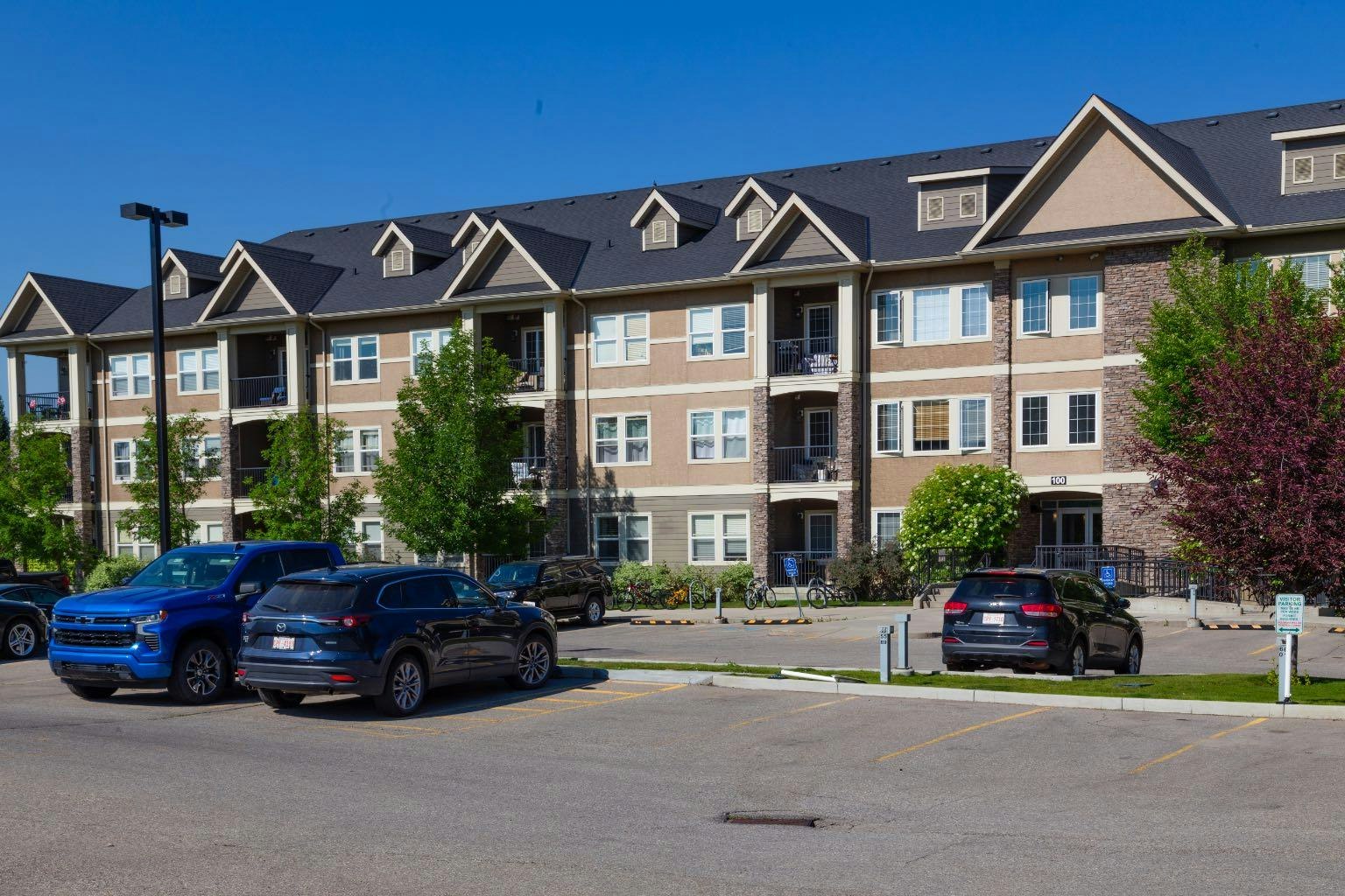 116-100 Cranfield Common SE, Calgary, AB, T3M 1S1