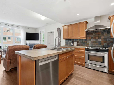 305-532 5 Avenue NE - 4
