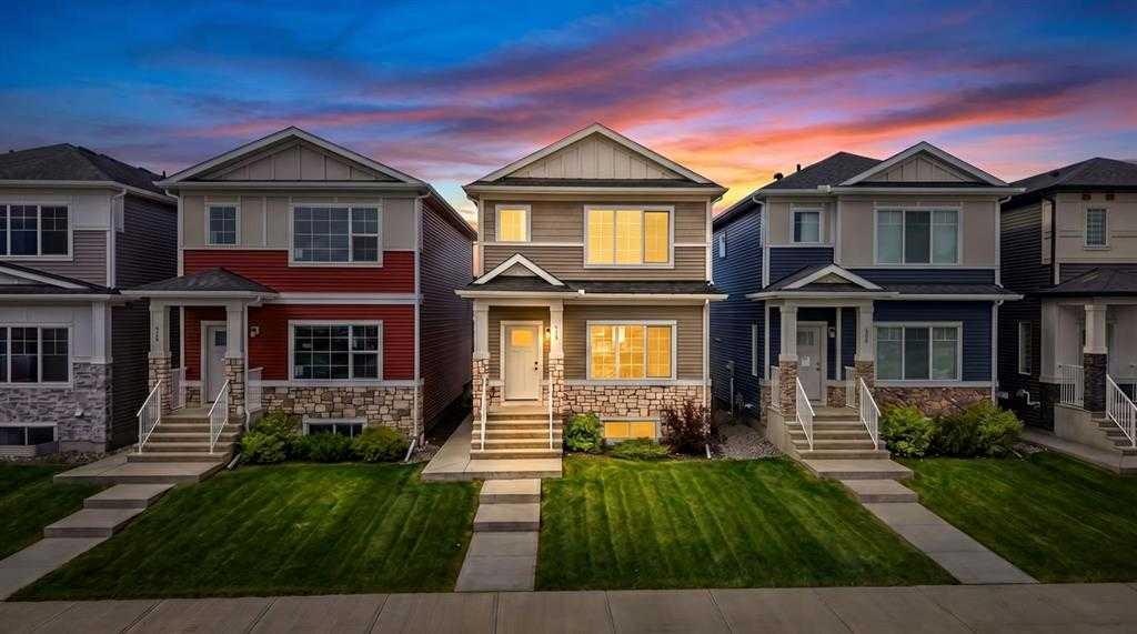 272 Huxbury View NE, Calgary, AB, T2A 8C4