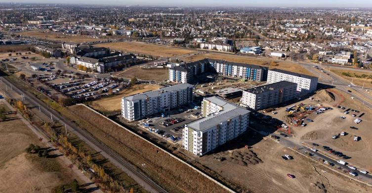 355 Clareview Station Drive, Edmonton, AB, T5Y 0C5 - 46