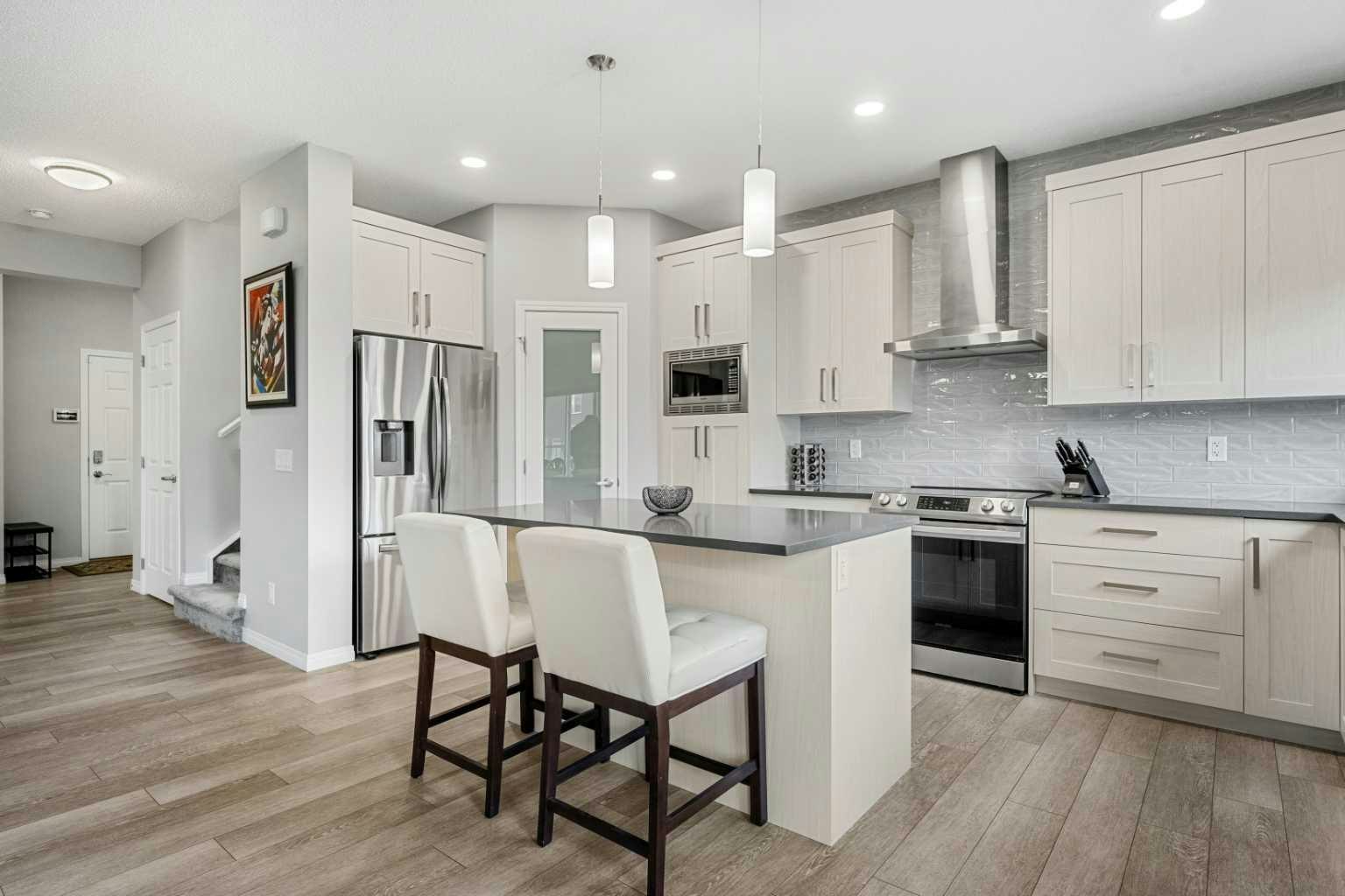 1020 Chinook Gate Heath SW, Airdrie, AB, T4B 5C9
