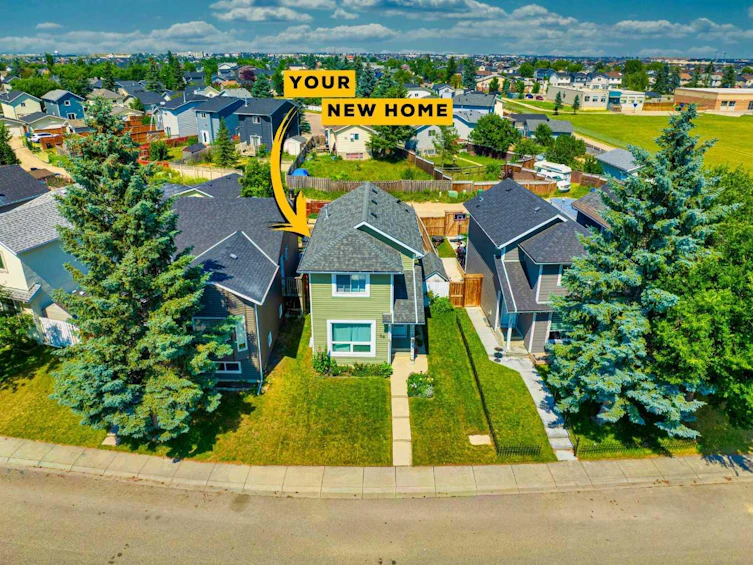 28 Martinview Road NE, Calgary, AB, T3J 2X8