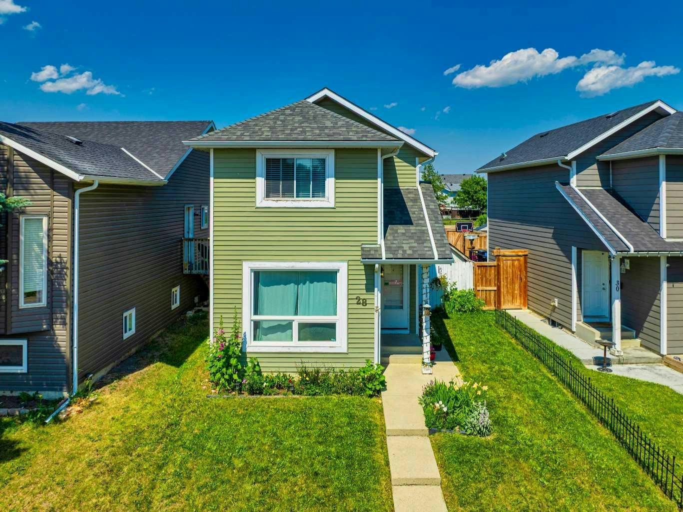 28 Martinview Road NE - 2