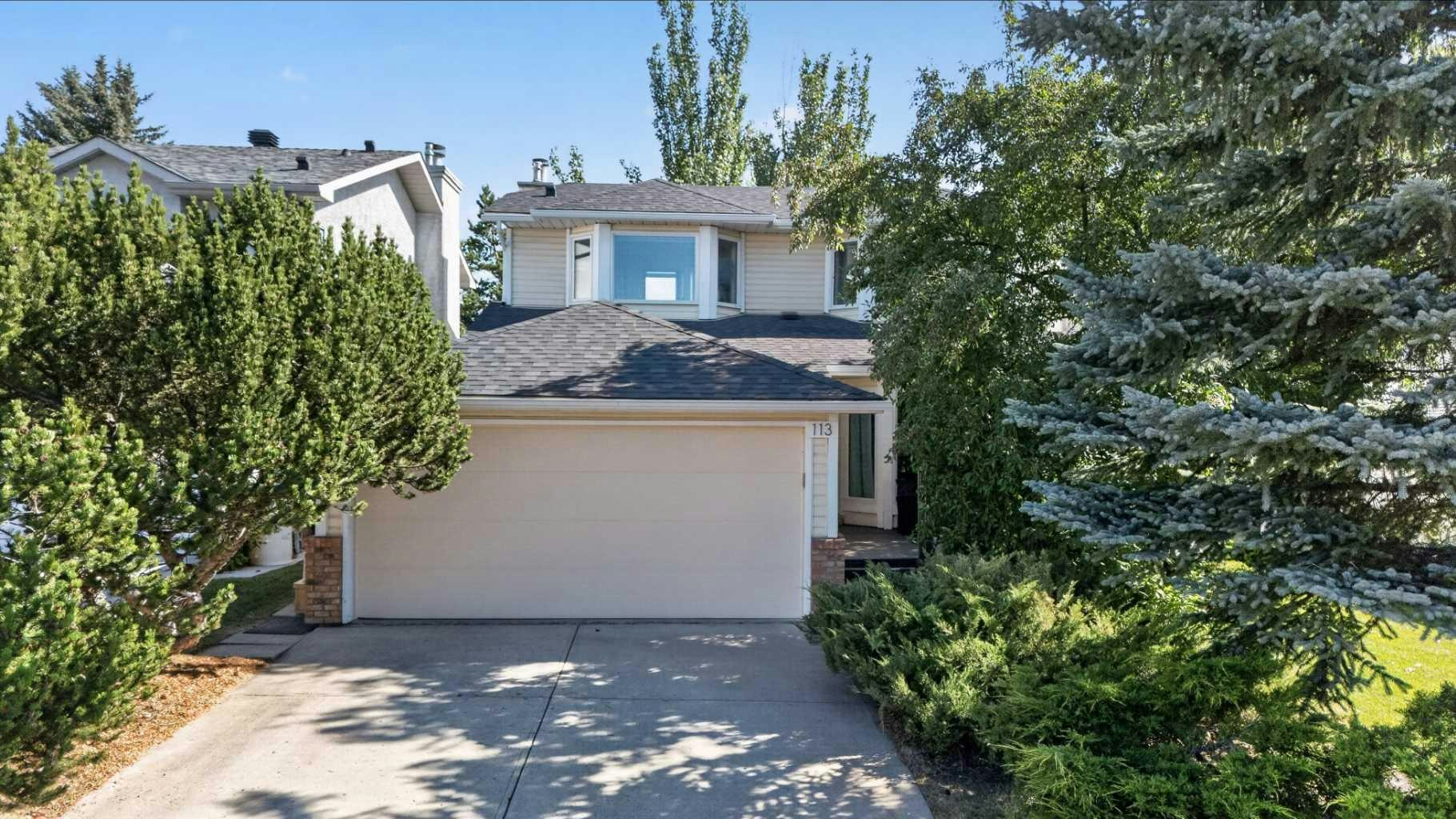 113 Riverview Court W, Calgary, AB, T2C 3V7