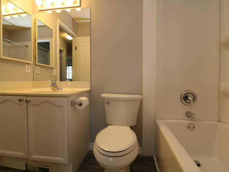 52 Mt Aberdeen Circle SE, Calgary, AB, T2Z 3H1 - 14