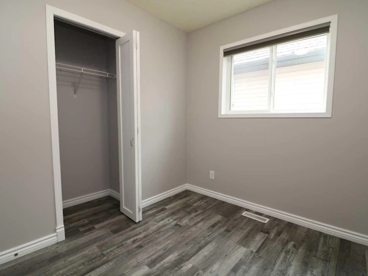 52 Mt Aberdeen Circle SE, Calgary, AB, T2Z 3H1 - 12