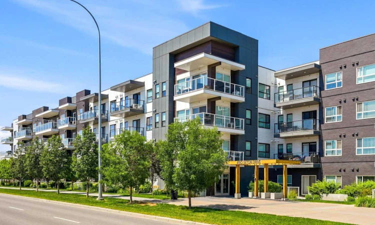 212-4150 Seton Drive SW