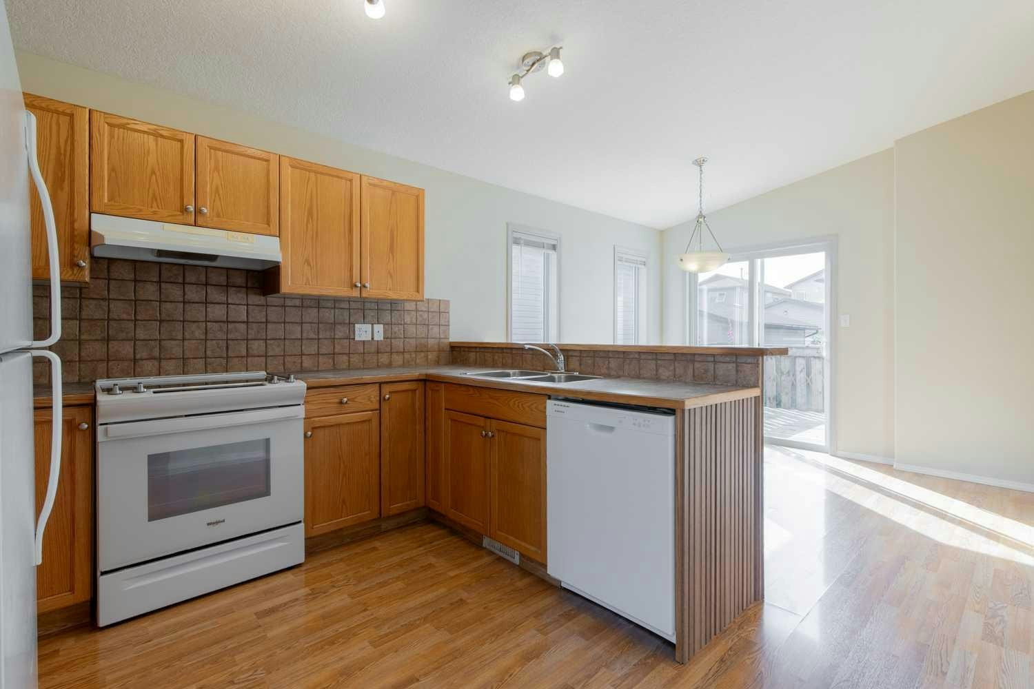 654 Blackfoot Terrace W, Lethbridge, AB, T1K 7X6 - 9