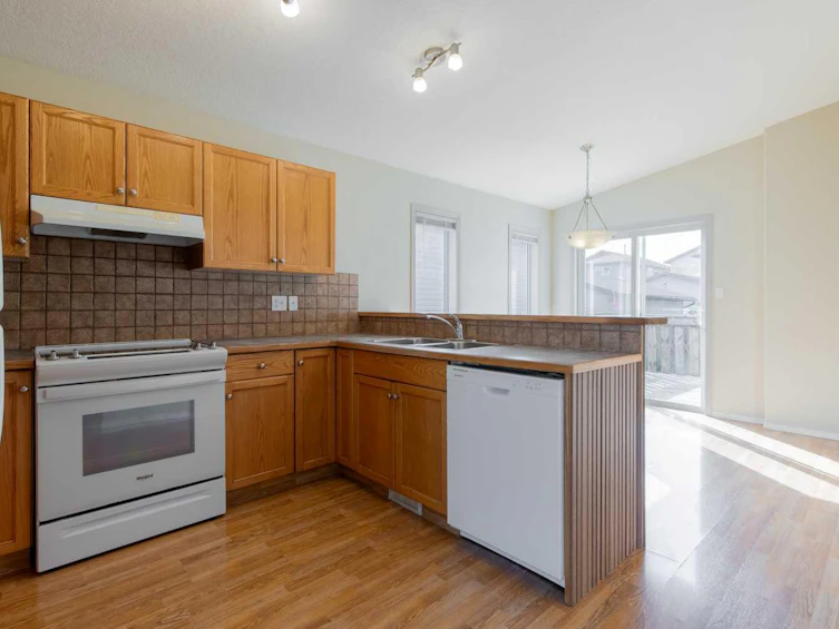 654 Blackfoot Terrace W, Lethbridge, AB, T1K 7X6 - 9