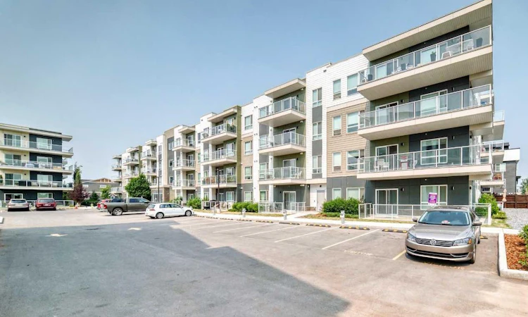 2308-220 Seton Grove SE