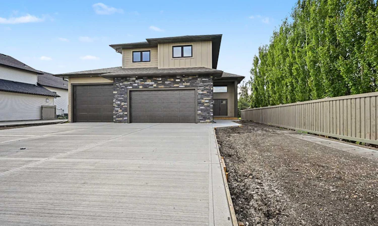 15720 106 Street
