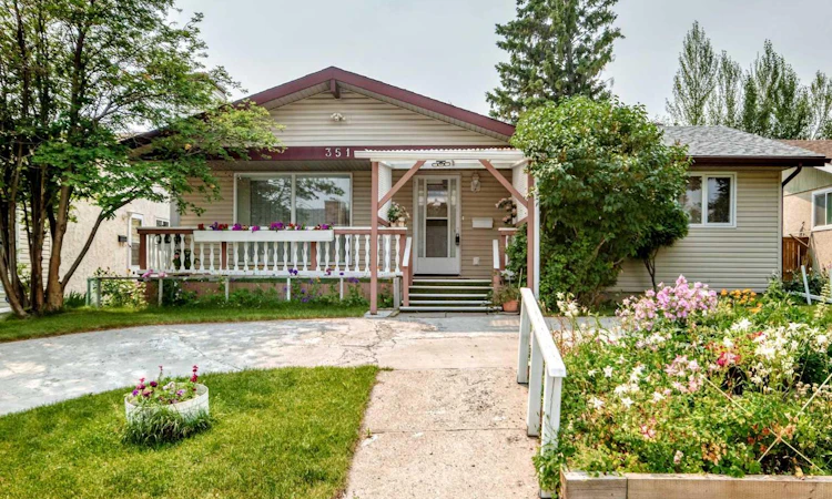 351 Cedarpark Drive SW