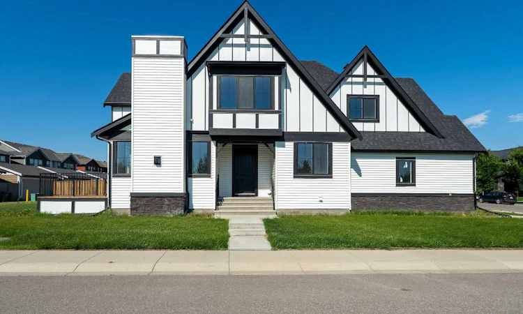 1209 Coopers Drive SW