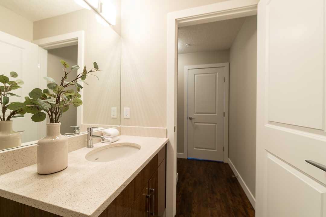 403-607 17 Avenue NW, Calgary, AB, T2M 0N6 - 10
