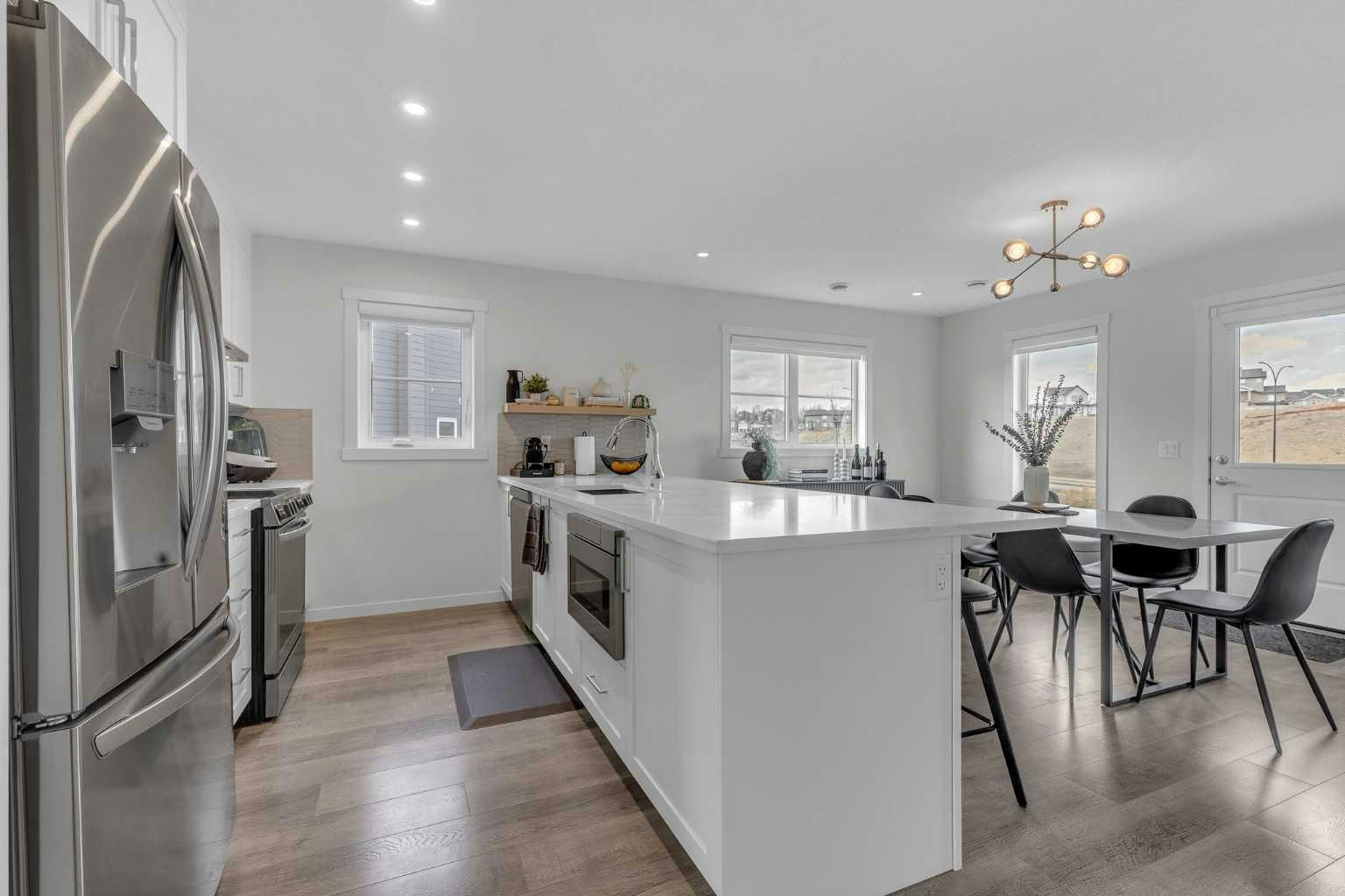 302-260 Rowley Way NW, Calgary, AB, T3L 0H5 - 6