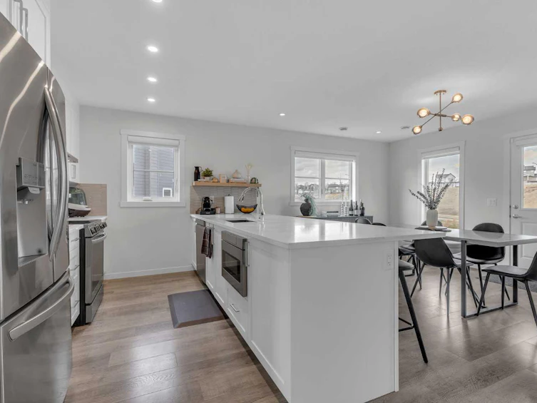 302-260 Rowley Way NW, Calgary, AB, T3L 0H5 - 6