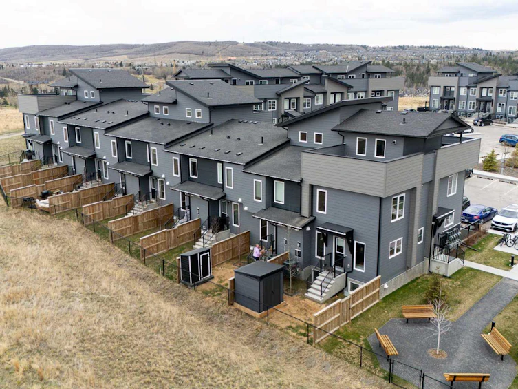 302-260 Rowley Way NW, Calgary, AB, T3L 0H5 - 42
