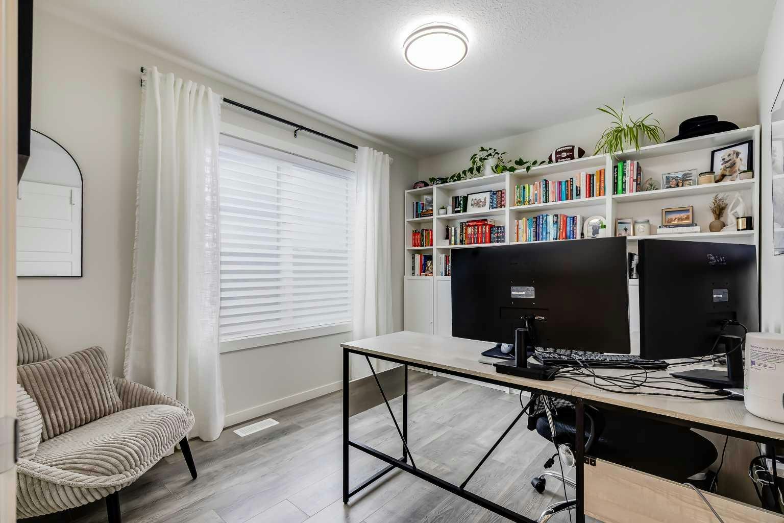 302-260 Rowley Way NW, Calgary, AB, T3L 0H5 - 16
