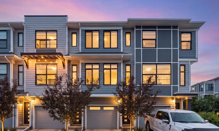 28-138 Seton Passage SE