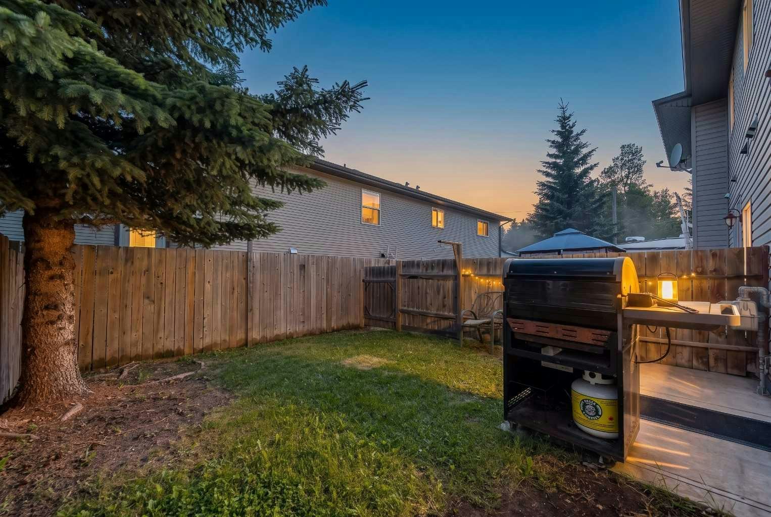 3-4406 46 Avenue, Sylvan Lake, AB, T4S 1W7