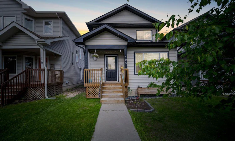 124 Fox Crescent