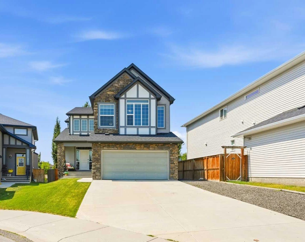 86 Drake Landing Heights, Okotoks, AB, T1S 0L4