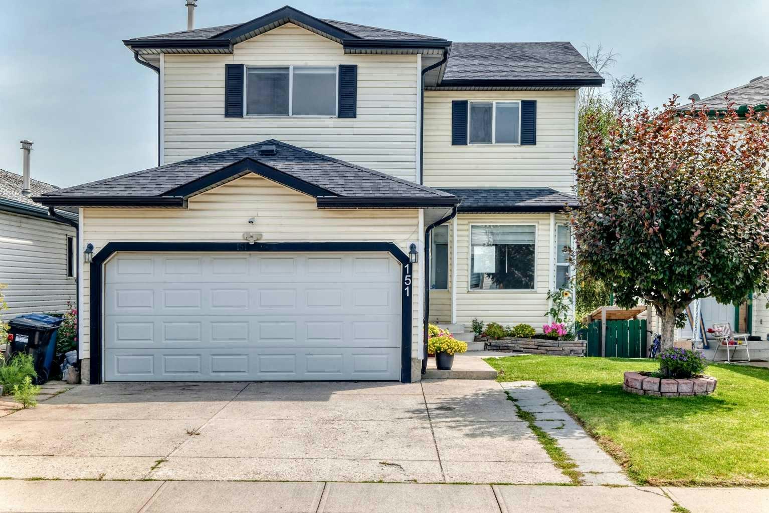 151 Applestone Park SE, Calgary, AB, T2A 7W2