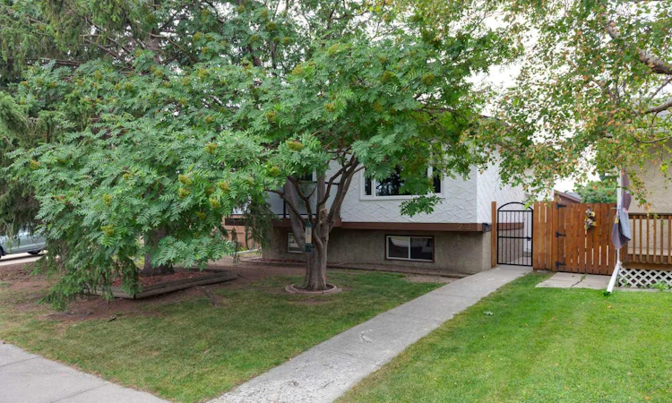 232 Thames Close NW