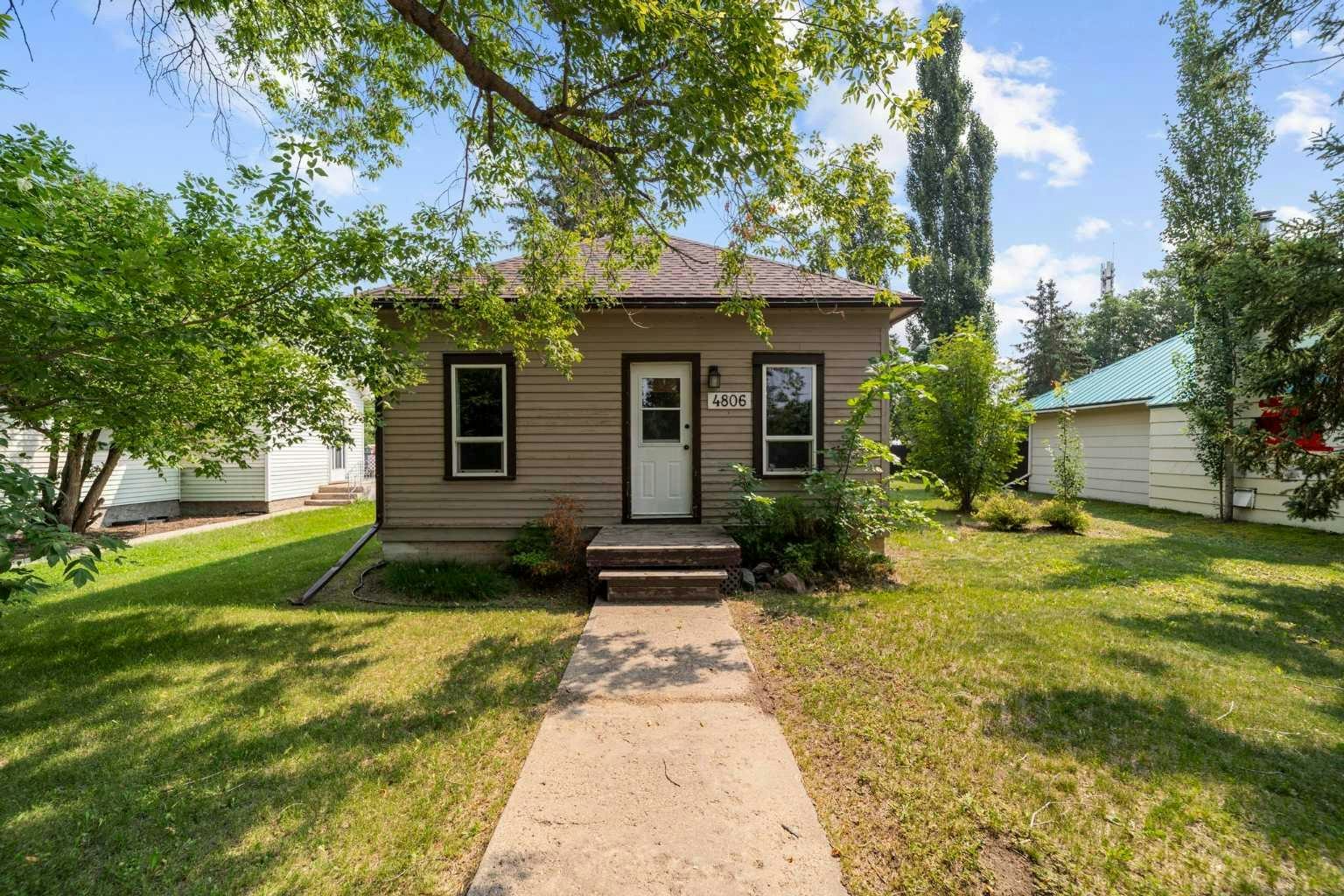 4806 50 Street, Sedgewick, AB, T0B 4C0