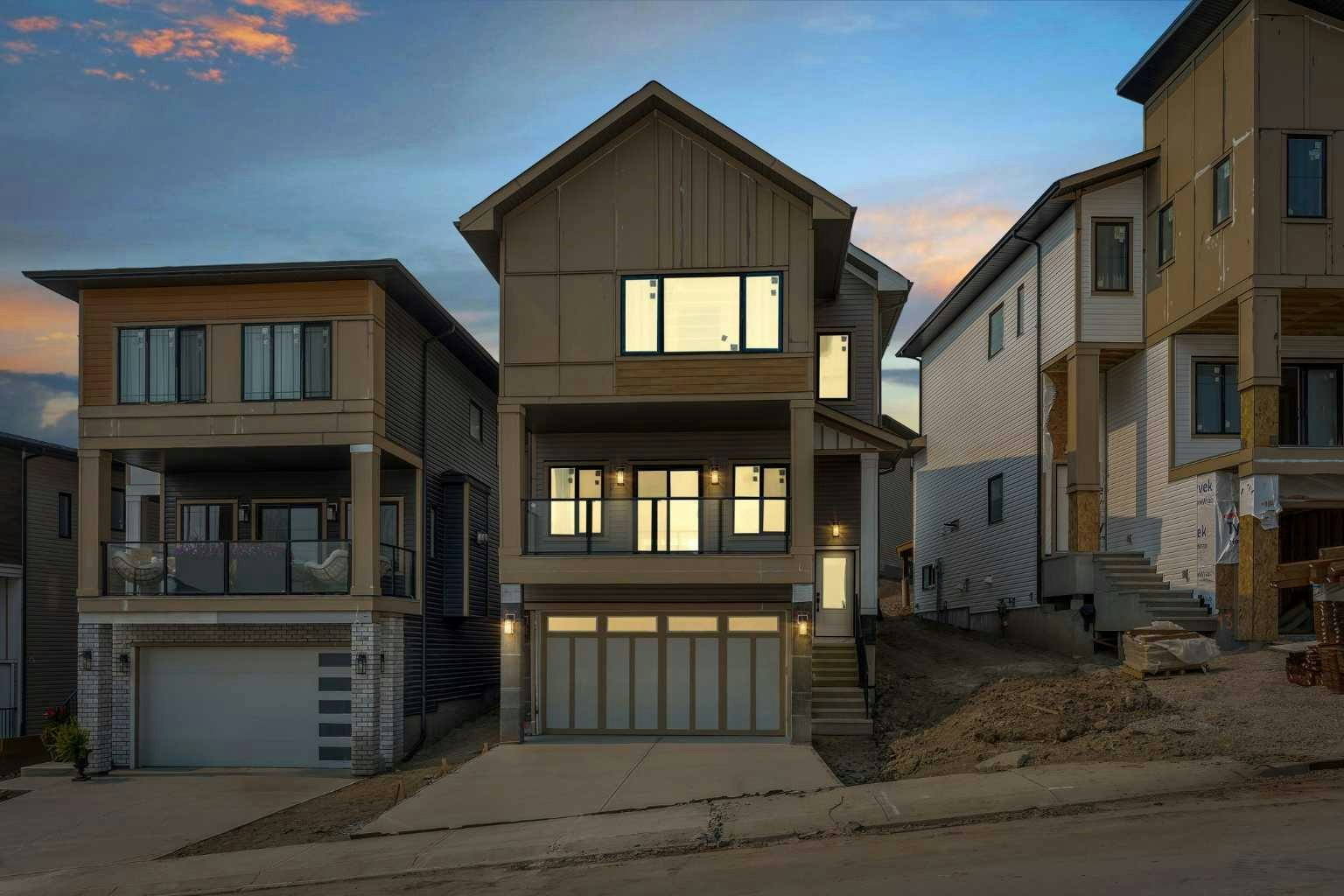 39 Heritage Ridge, Cochrane, AB, T4C 3L2