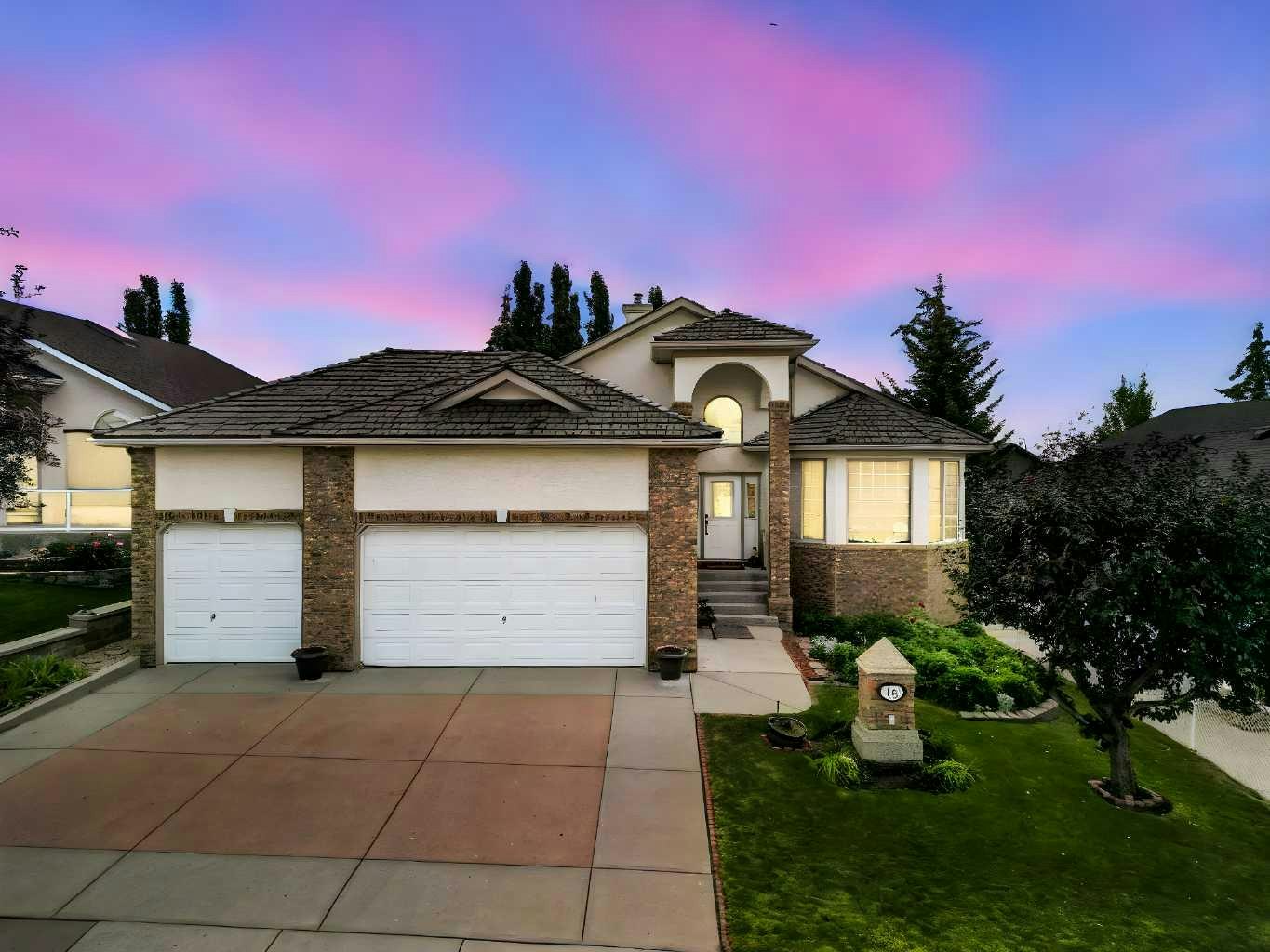 16 Arbour Estates View NW, Calgary, AB, T3G 4E2
