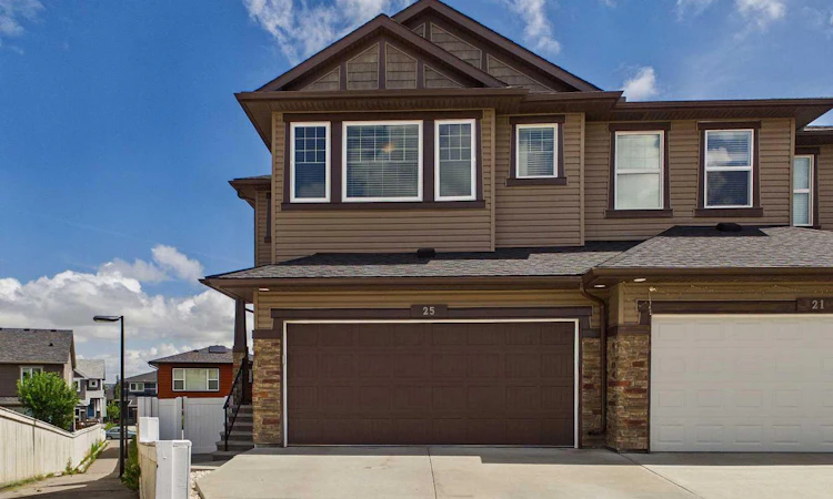 25 Evansglen Mews NW