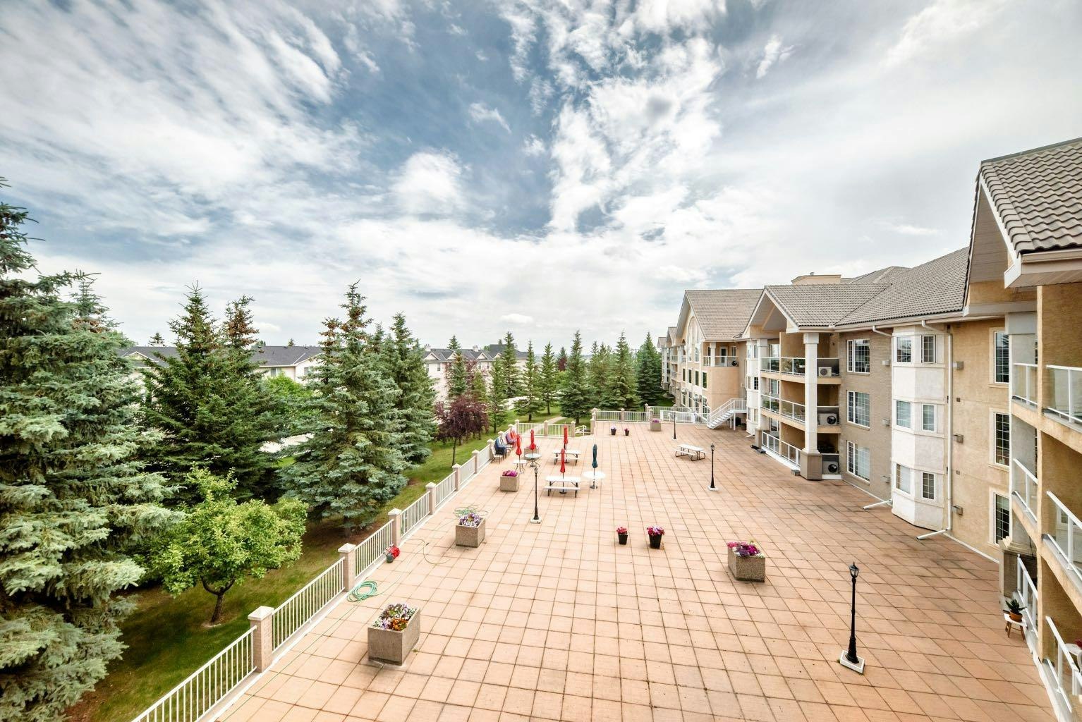 314-728 Country Hills Road NW, Calgary, AB, T3K 5K8