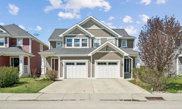 150 River Heights Crescent