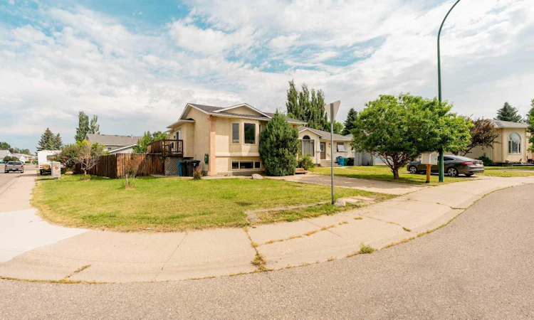 194 Mt Blakiston Road W