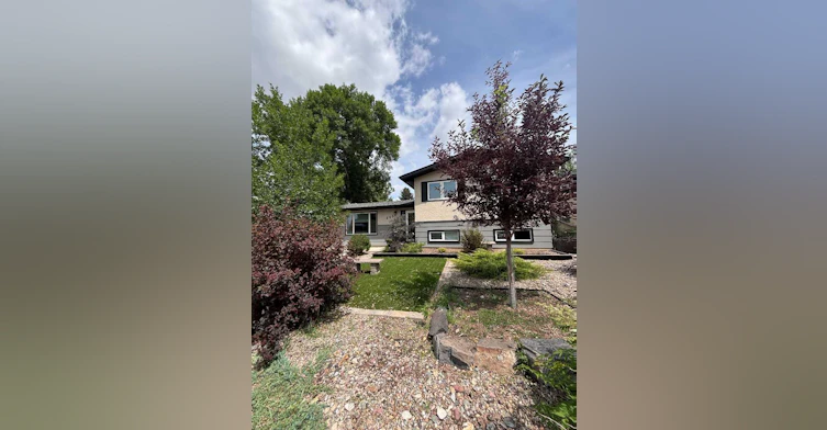 425 Normandy Road S, Lethbridge, AB, T1J 3X9