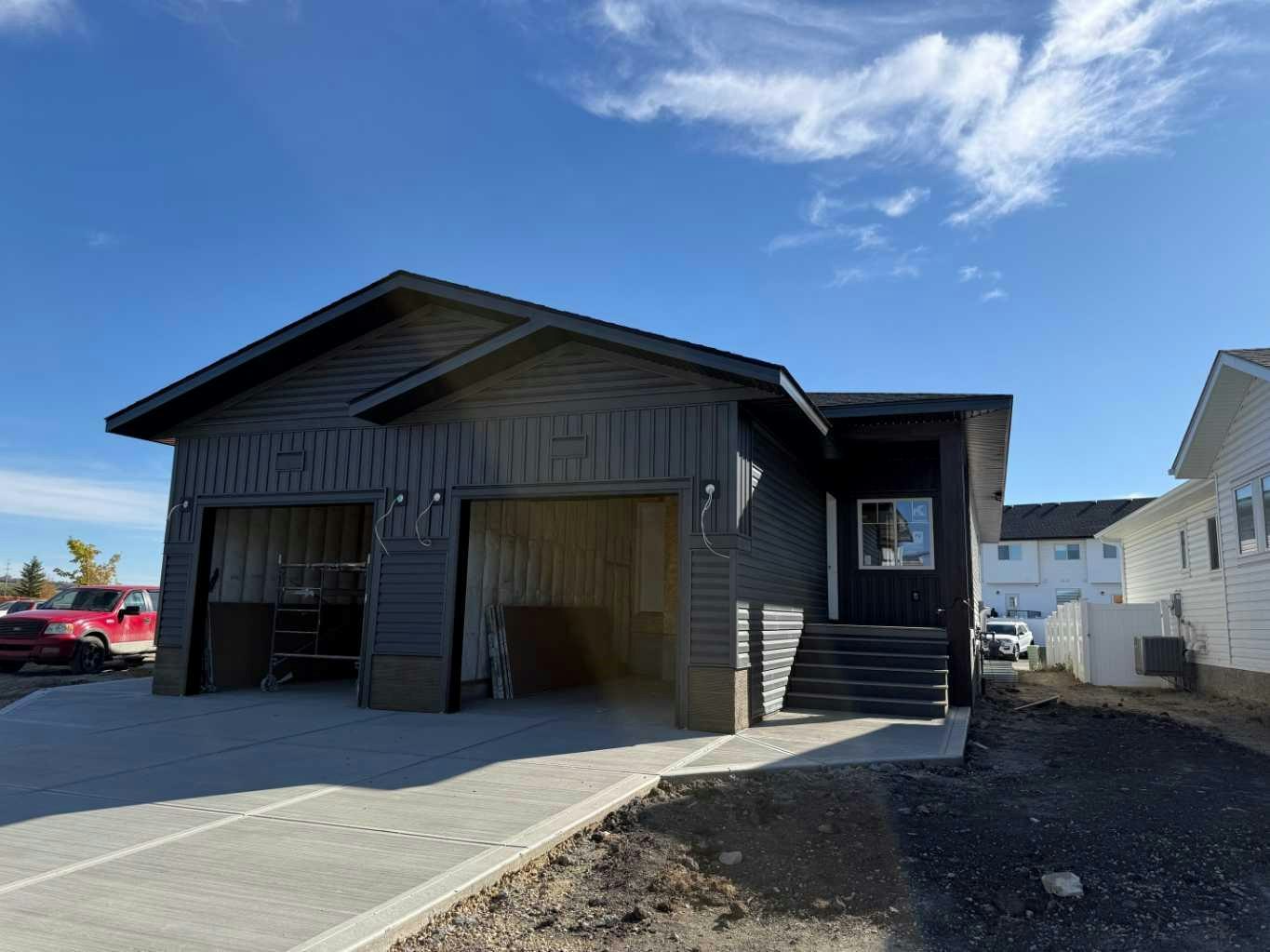 15 Ellington Crescent, Red Deer, AB, T4P 3M1