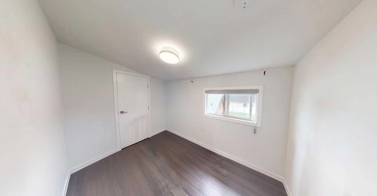 10131 106 Avenue, Grande Prairie, AB, T8V 1J9 - 9