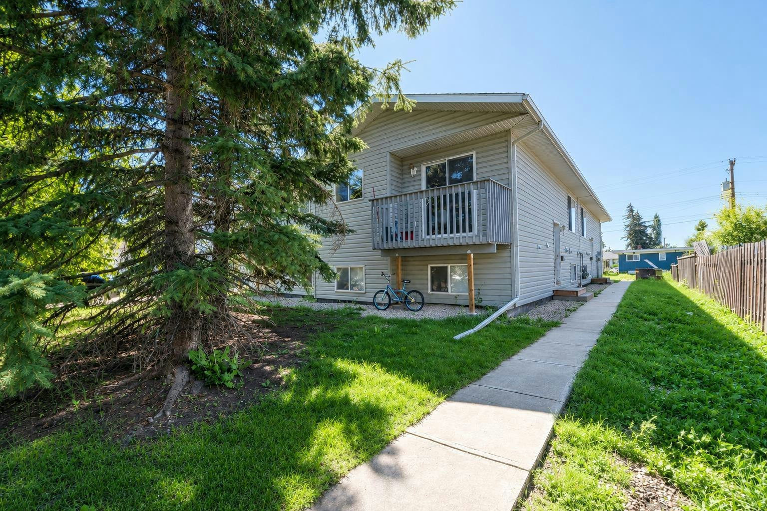 101,102,103,104-10113 106 Avenue, Grande Prairie, AB, T8V 1J9